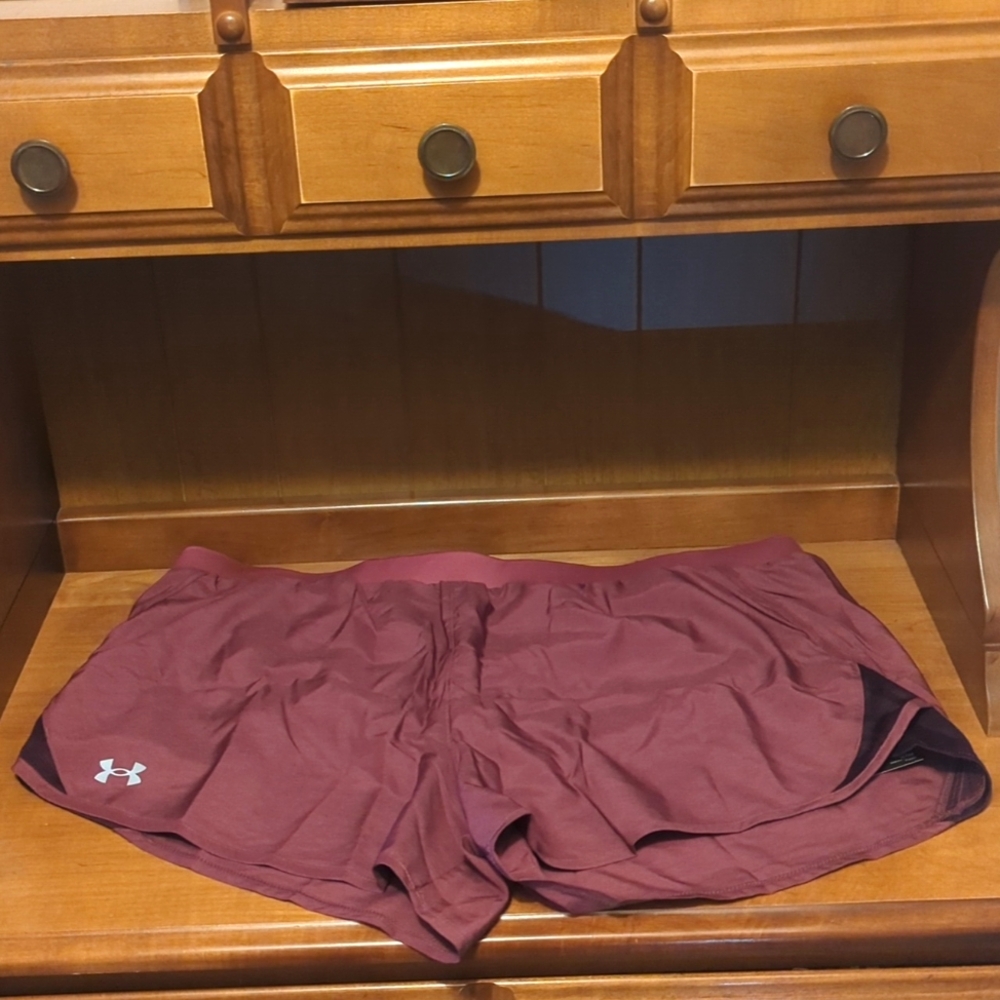 Under Armour XXL running shorts